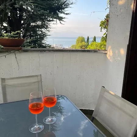 דירה La Finestra Sul - 100mt - Wonderful View For 6 People, Pool, Free Parking
