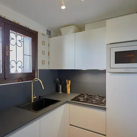 La Finestra Sul - 100mt - Wonderful View For 6 People, Pool, Free Parking Daire *